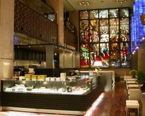 Bunmeido Ginza Interior