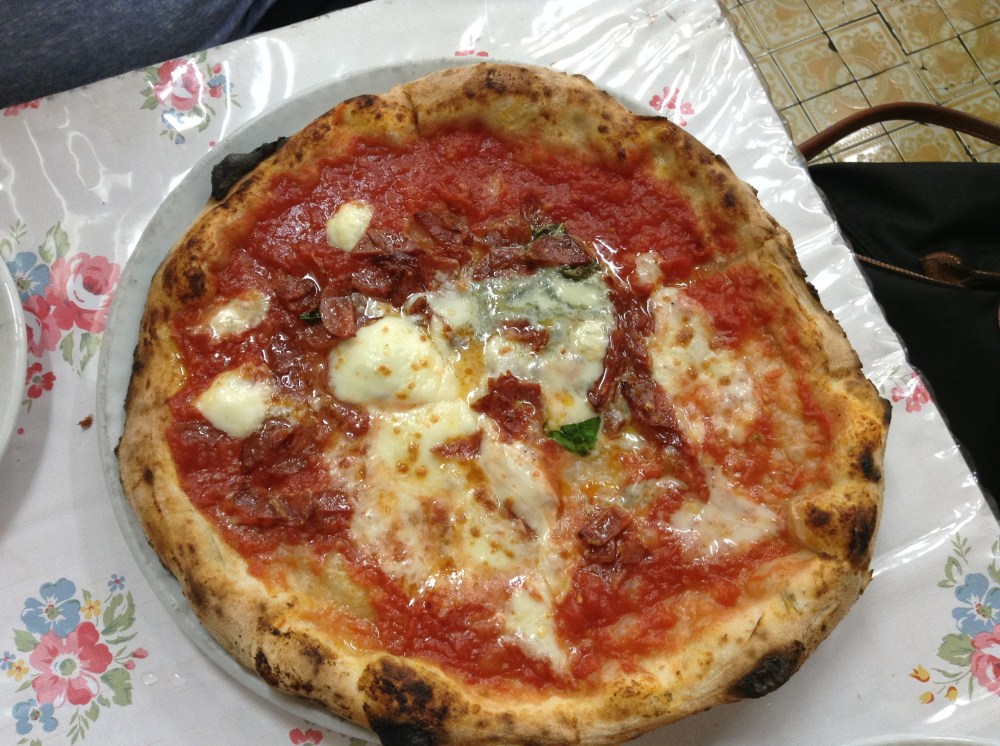 Da Isa pizza spicy salami