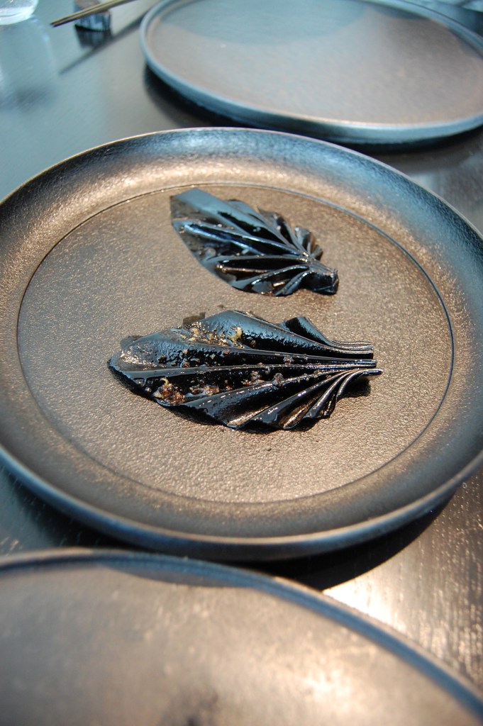 黒にんんくの花